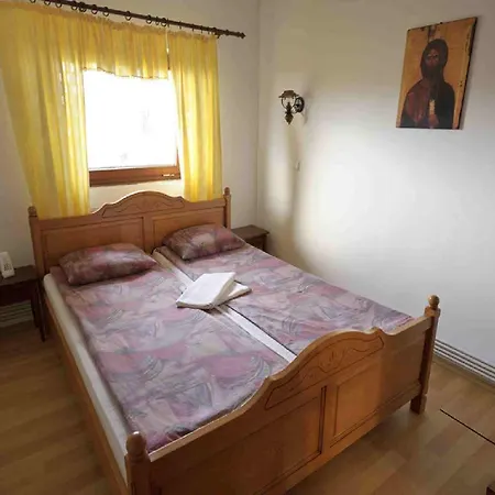 Guest house Cabana 3*